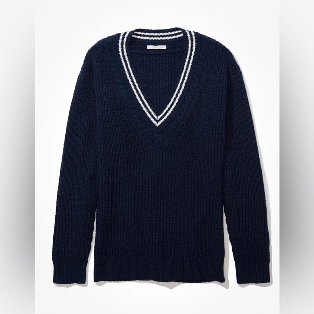 American Eagle Outfitters Women's Oversized V-neck Sweater Navy Size Large NWOT
